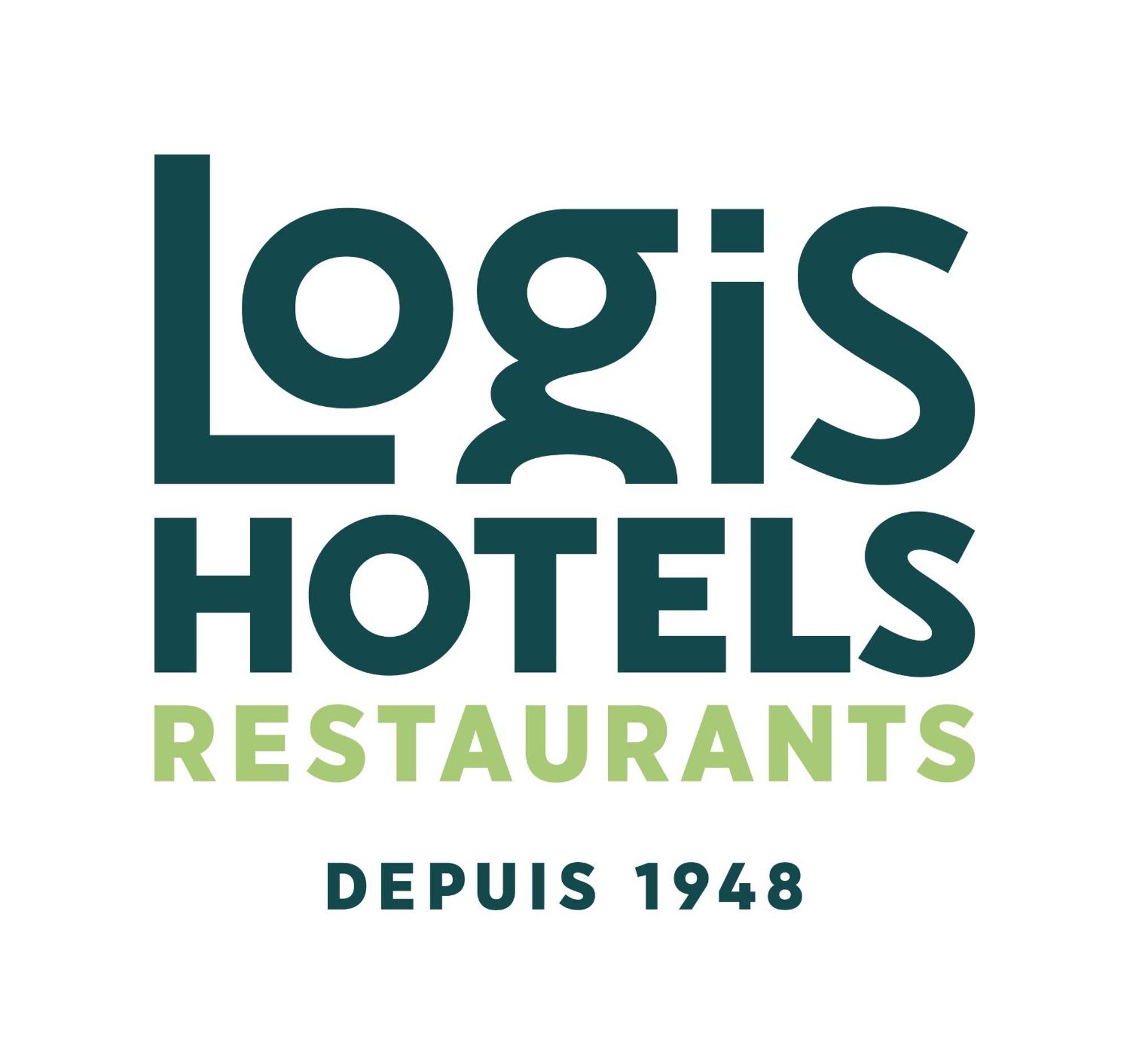 Hotel - Restaurant - Bar - Le Sapin Fleuri Bourg-dʼOueil المظهر الخارجي الصورة